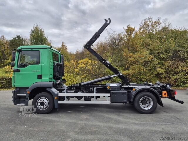 Kroghejselastbil man TGM 15.290 BL Abrollkipper MultiHaken 900-1570mm