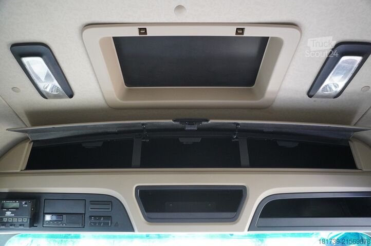 Chladírenský vůz Mercedes-Benz Actros 2546 / Lecapitaine refrigerator