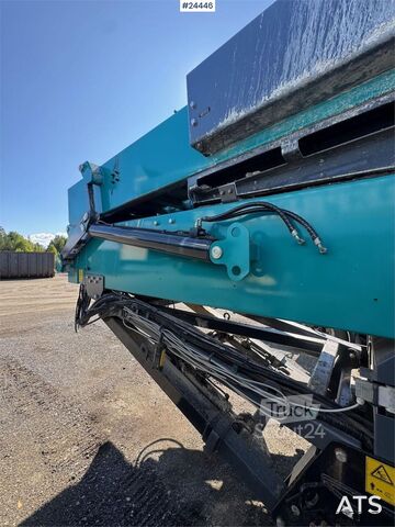 Zemní vrtací stroj Powerscreen CT80 Stacker