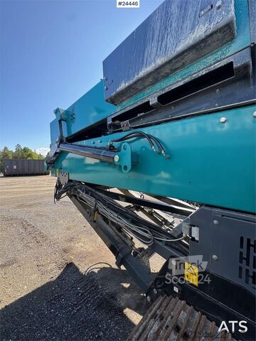 Zemní vrtací stroj Powerscreen CT80 Stacker