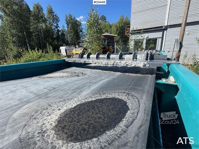 Zemní vrtací stroj Powerscreen CT80 Stacker