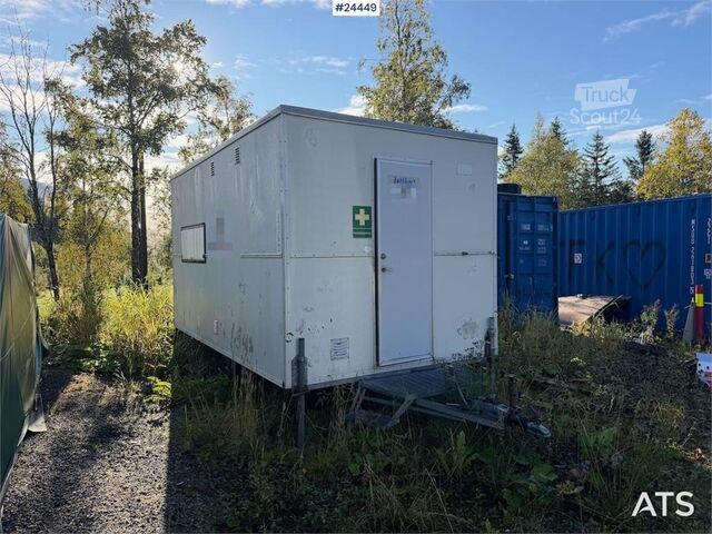 Letthus kabina – odpočinková místnost  Letthus cabin – break room