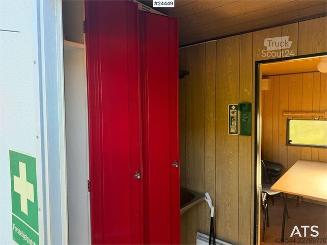 Letthus kabina – odpočinková místnost  Letthus cabin – break room