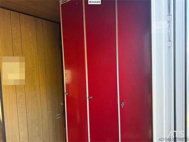 Letthus kabina – odpočinková místnost  Letthus cabin – break room