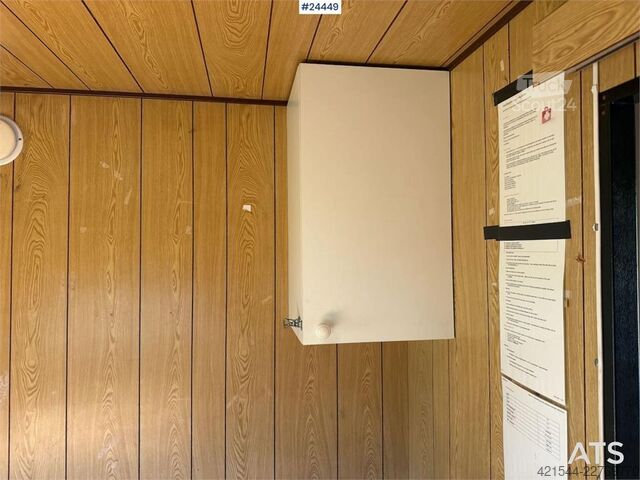 Letthus kabina – odpočinková místnost  Letthus cabin – break room