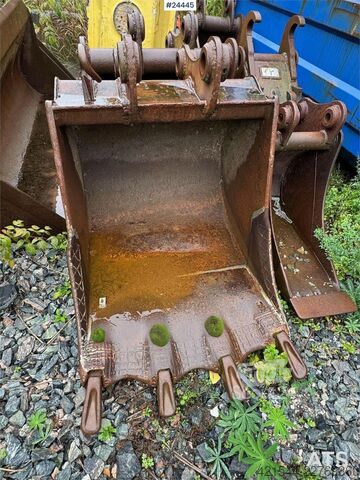Excavadora sobre orugas Mitsubishi SM120-8 Crawler Excavator – 3 Buckets – 6,400 Hour