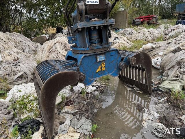 Excavadora sobre orugas Mitsubishi SM120-8 Crawler Excavator – 3 Buckets – 6,400 Hour