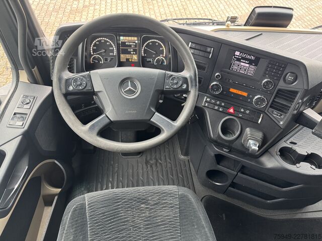 Actros 1845 LS nRL StreamSpace, retarder Mercedes-Benz Actros 1845 LS nRL StreamSpace, Retarder
