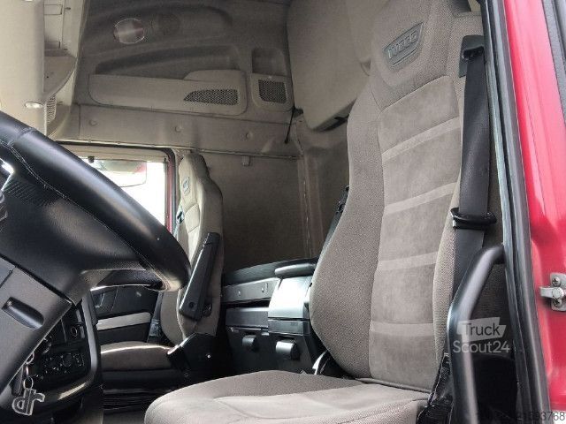 Standardni vlačilec IVECO AS440S48T/P