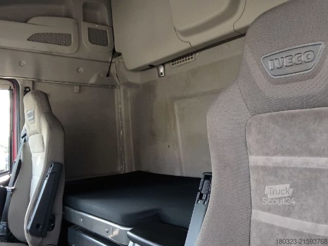 Standardni vlačilec IVECO AS440S48T/P