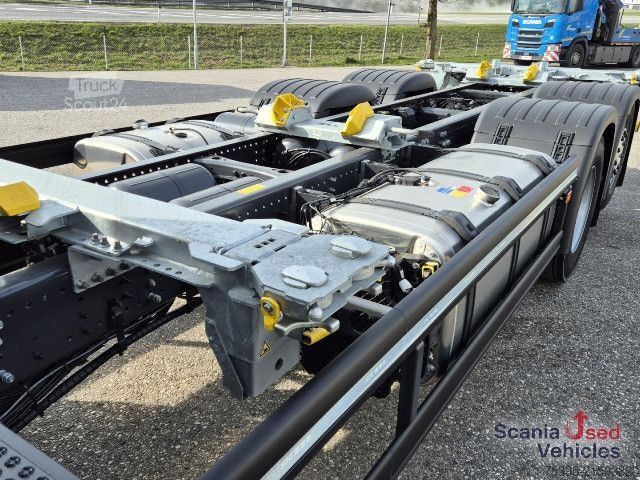 Kamion z zamenljivo nadgradnjo Scania S 560 B6x2NB Multiwechsler NEU !