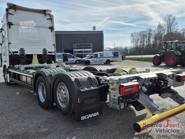 Kamion z zamenljivo nadgradnjo Scania S 560 B6x2NB Multiwechsler NEU !