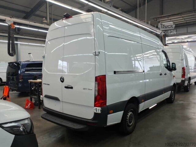Varevogn Mercedes-Benz Sprinter 317 CDI,L2H2,Automatik,Kamera,Navi