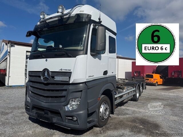 Camion porte-caisses amovibles Mercedes-Benz Actros 2540 BDF exBW Fahrsch BIG KM 100
