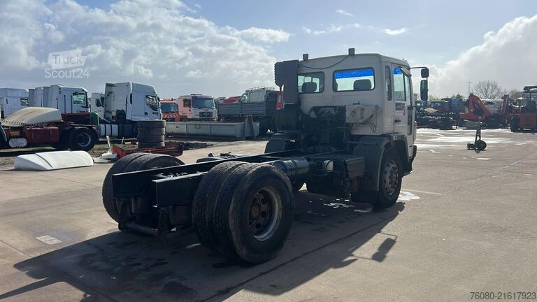 Chassis cab Volvo FL 6 - 19 (MANUAL PUMP / POMPE MANUELLE / 10 BO...