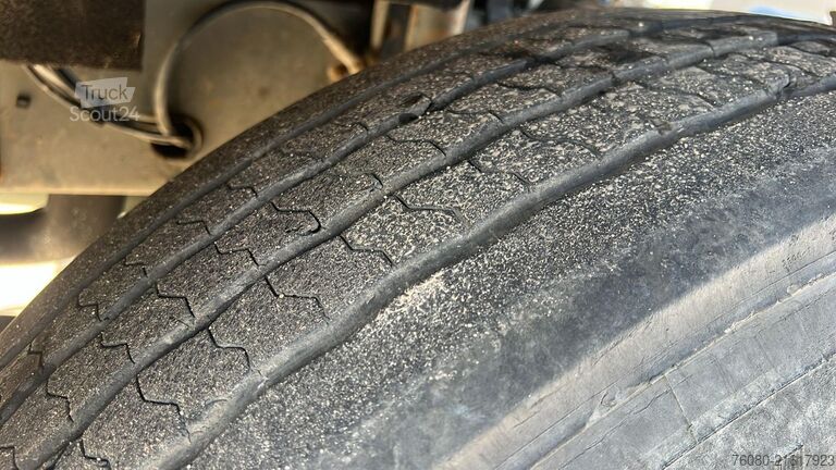 Chassis cab Volvo FL 6 - 19 (MANUAL PUMP / POMPE MANUELLE / 10 BO...