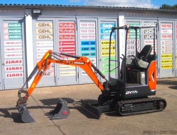 Minigraafmachine DOOSAN DX 17 z * 2x Löffel * (baugleich BOBCAT E17z)
