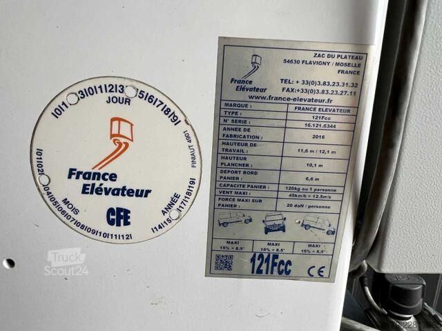 Platformă de lucru montată pe camion Renault Master 2.3 dCi / France Elevateur 121FCC, 12,5m