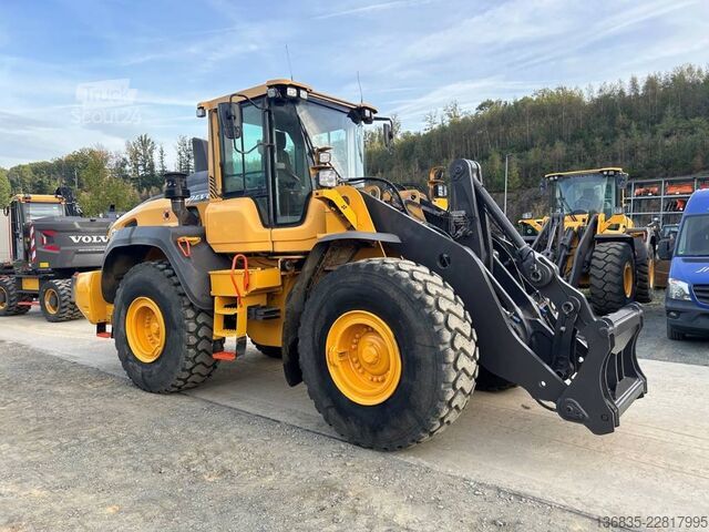 Iekrāvējs Volvo L 120 H