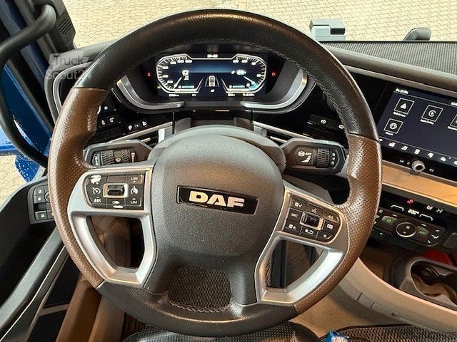 Τυπική μονάδα τράκτορα DAF XG+ 530 NGD ACC+Intarder+ALU+Voll+Schubboden