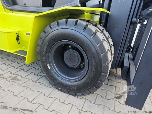 Voorlader vorkheftruck Clark C70D - NEU - DIESEL KUBOTA - TRIPLEX