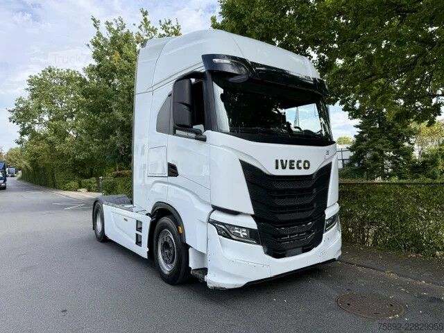 Padrão-SZM Iveco S-WAY 510 Retarder / Euro6 d / 2 x Tank
