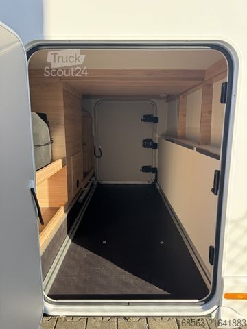 Entegre karavan KNAUS KNAUS L!VE I 700 MEG MJ 2026 LP 114.753 ¤ !!