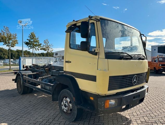 Tipvogn varebil MERCEDES-BENZ 814 BB Abrollkipper/ Meiller City Haken/ 2x AHK