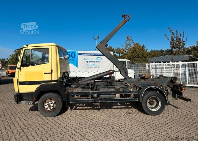 Tipvogn varebil MERCEDES-BENZ 814 BB Abrollkipper/ Meiller City Haken/ 2x AHK