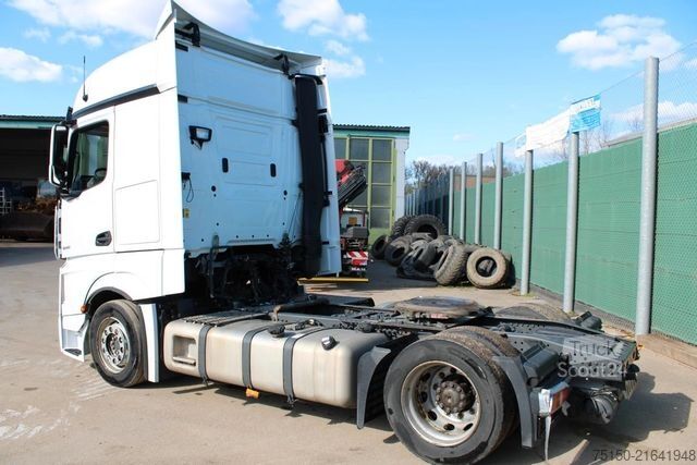 Cap tractor voluminos MERCEDES-BENZ 1845 4x2 LL - BigSpace - 2 x Tank Nr.: 918