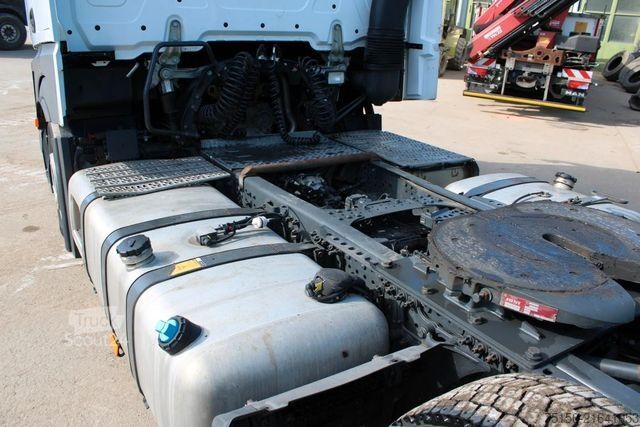 Cap tractor voluminos MERCEDES-BENZ 1845 4x2 LL - StreamSpace - 2 x Tank Nr.: 082