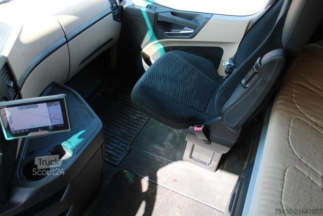 Cap tractor voluminos MERCEDES-BENZ 1845 4x2 LL - StreamSpace - 2 x Tank Nr.: 082