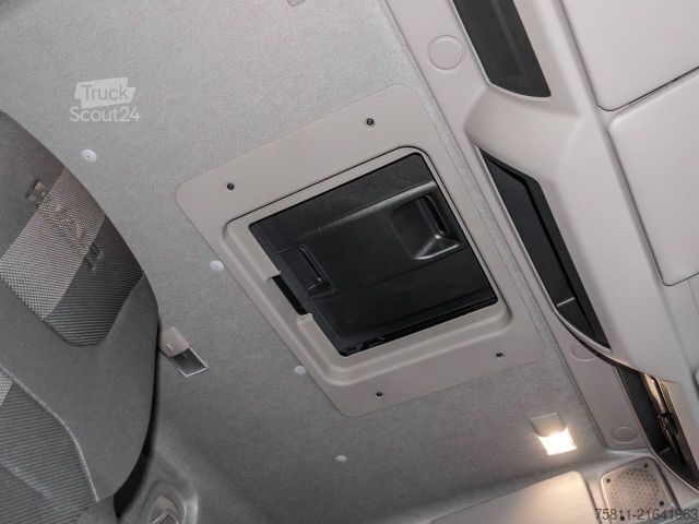 Kutu kamyonu DAF XB 290 FA Koffer 16t