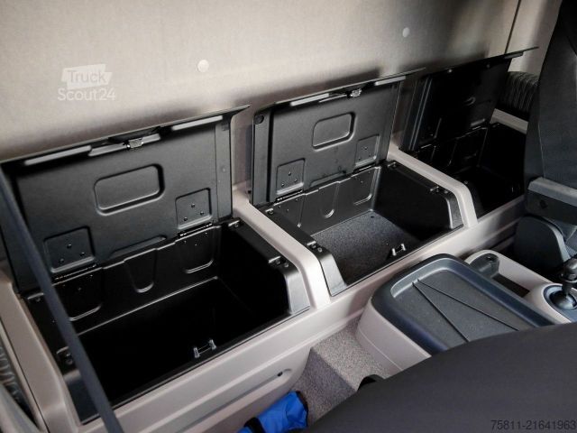 Kutu kamyonu DAF XB 290 FA Koffer 16t