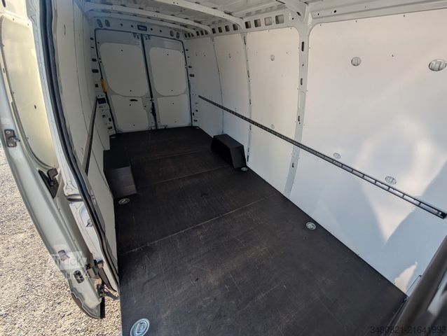 Magas tetős furgon IVECO DAILY 35S18V L4H2 3.0 L 176 PS KAMERA AHK NAVI T
