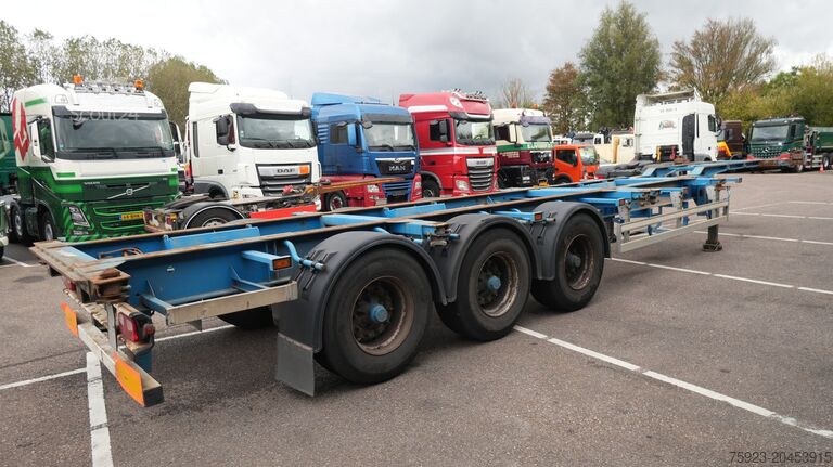 Transport kontenerowy Pacton 3 AXLE CONTAINER TRANSPORT TRAILER