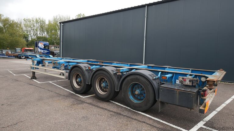 Transport kontenerowy Pacton 3 AXLE CONTAINER TRANSPORT TRAILER