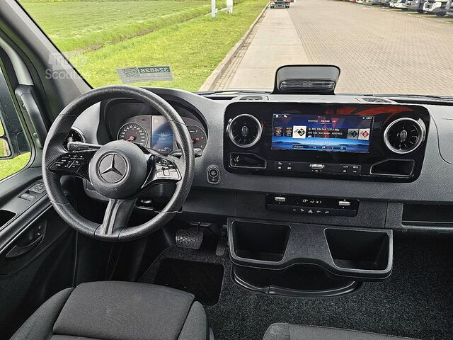 Універсал з високим дахом MERCEDES-BENZ SPRINTER 317 L2H2 RWD Mbux10