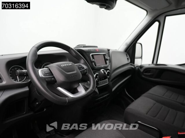 Bestelauto Iveco Daily 35S16 L2H2 160PK  3,5t Trekgewicht Navi A...