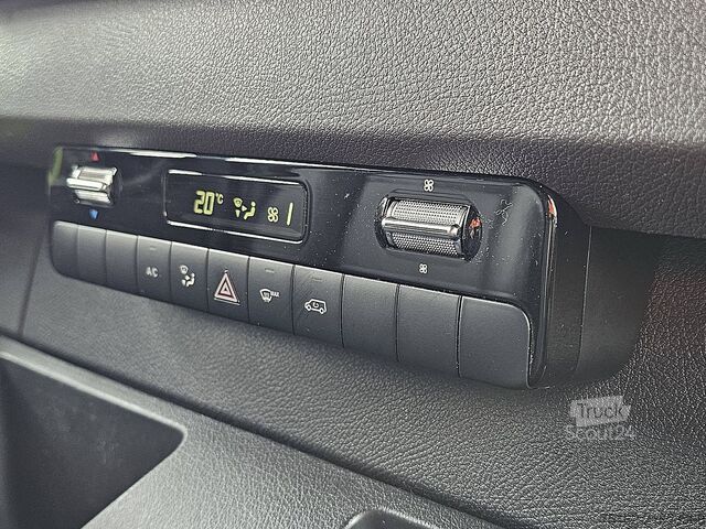 Універсал з високим дахом MERCEDES-BENZ SPRINTER 317 L2H2 3.5T-Trekhaak!