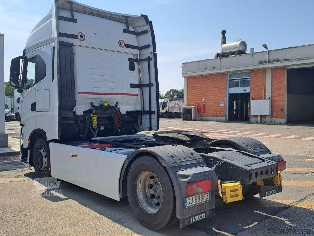 Стандартний тягач IVECO SWAY AS440S49T/P