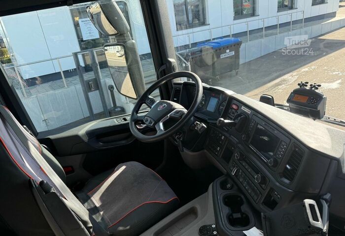 2020 SCANIA P500 10x4*6 Trösch 3SK, első hajtott tengely sérült Scania P500 XT 10x4*6 erste Antriebsachse Schaden