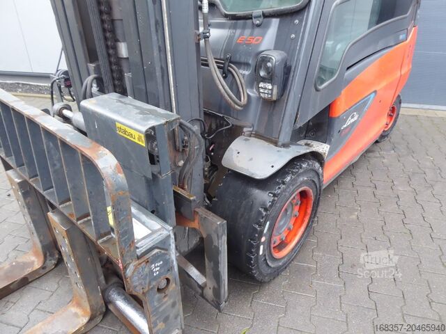 Ανυψωτικό περονοφόρο με εμπρόσθιο φορτηγό Linde E50HL-01/600