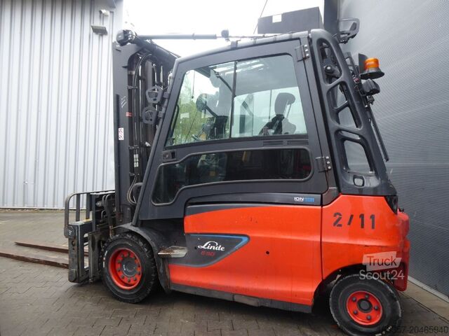 Ανυψωτικό περονοφόρο με εμπρόσθιο φορτηγό Linde E50HL-01/600