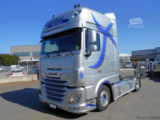 Prostorninska vlačilna enota DAF XF 530 SSC - LOW DECK