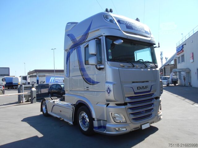 Prostorninska vlačilna enota DAF XF 530 SSC - LOW DECK