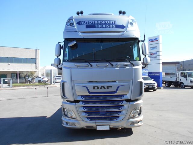 Prostorninska vlačilna enota DAF XF 530 SSC - LOW DECK