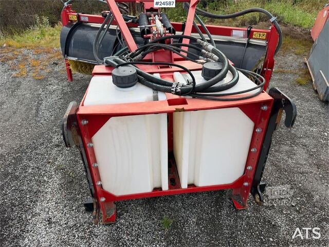 Rakennuskone Tokvam FK sweeper with quick-attach system