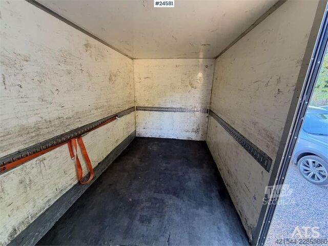 Kuffert Iveco 4x2 Box truck - Zepro tail lift and side door