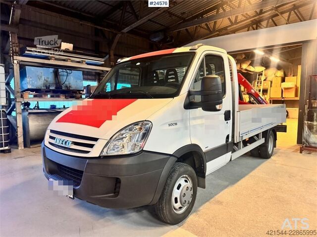 Trailer til platform Iveco 50C18 Flatbed Truck with Rear-Mounted HMF Crane –